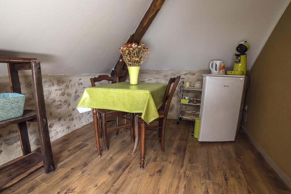 Ecuries De Saint Maurice- Maison D'Hotes De Gondou Lacapelle-Marival Eksteriør bilde