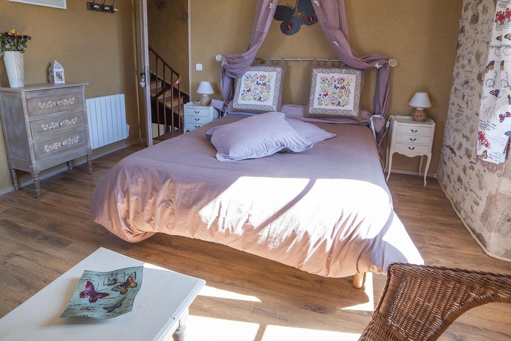 Ecuries De Saint Maurice- Maison D'Hotes De Gondou Lacapelle-Marival Eksteriør bilde