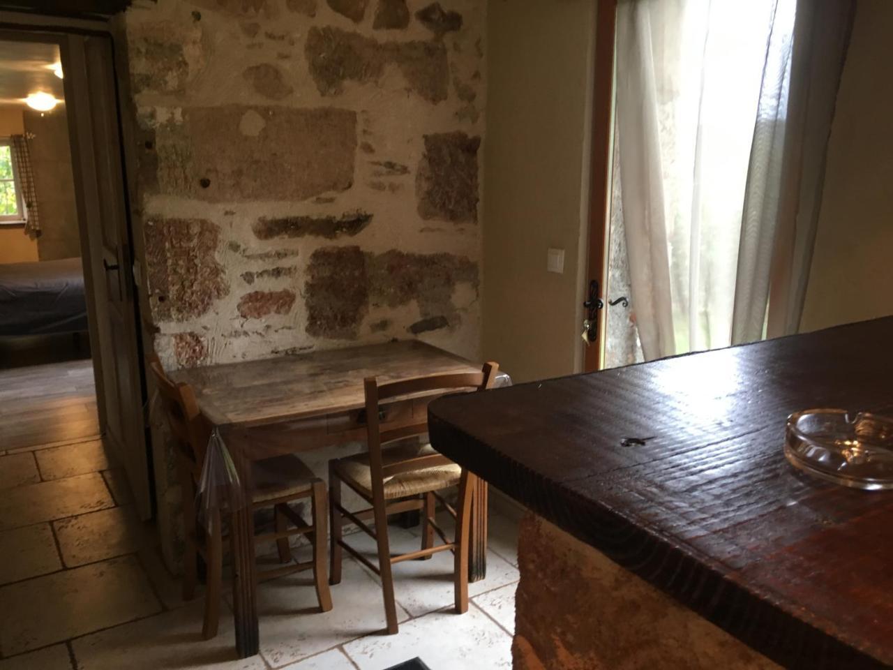 Ecuries De Saint Maurice- Maison D'Hotes De Gondou Lacapelle-Marival Eksteriør bilde